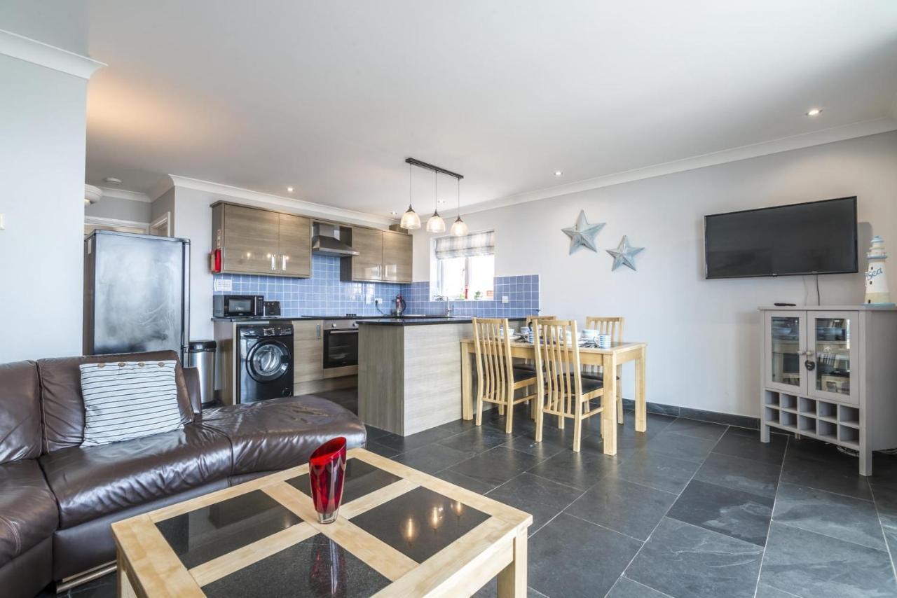 Pendine Heights - 2 Bedroom Apartment - Pendine Exterior foto